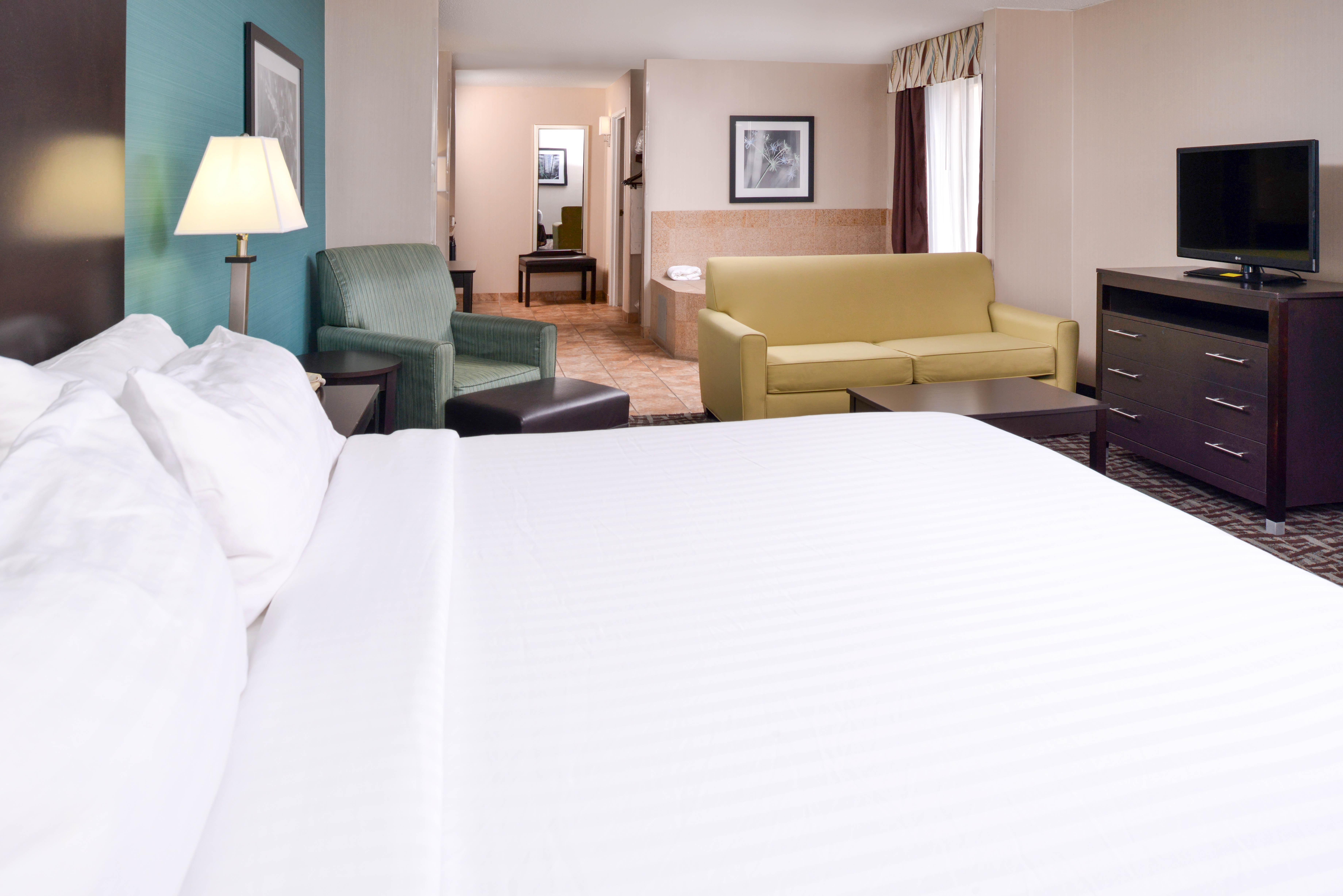 Holiday Inn Express Hotel & Suites Youngstown - North Lima/Boardman By Ihg Exterior photo