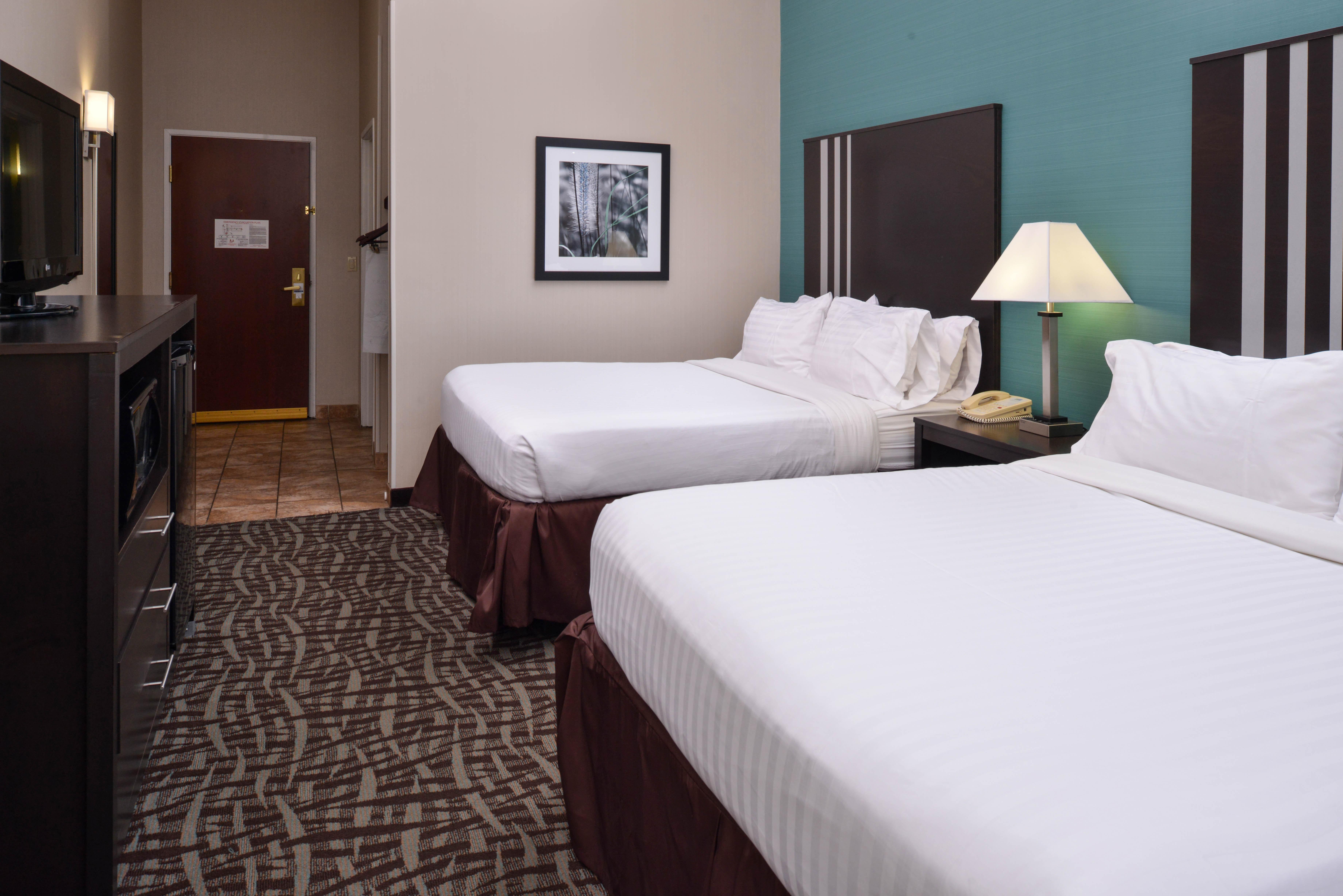 Holiday Inn Express Hotel & Suites Youngstown - North Lima/Boardman By Ihg Exterior photo