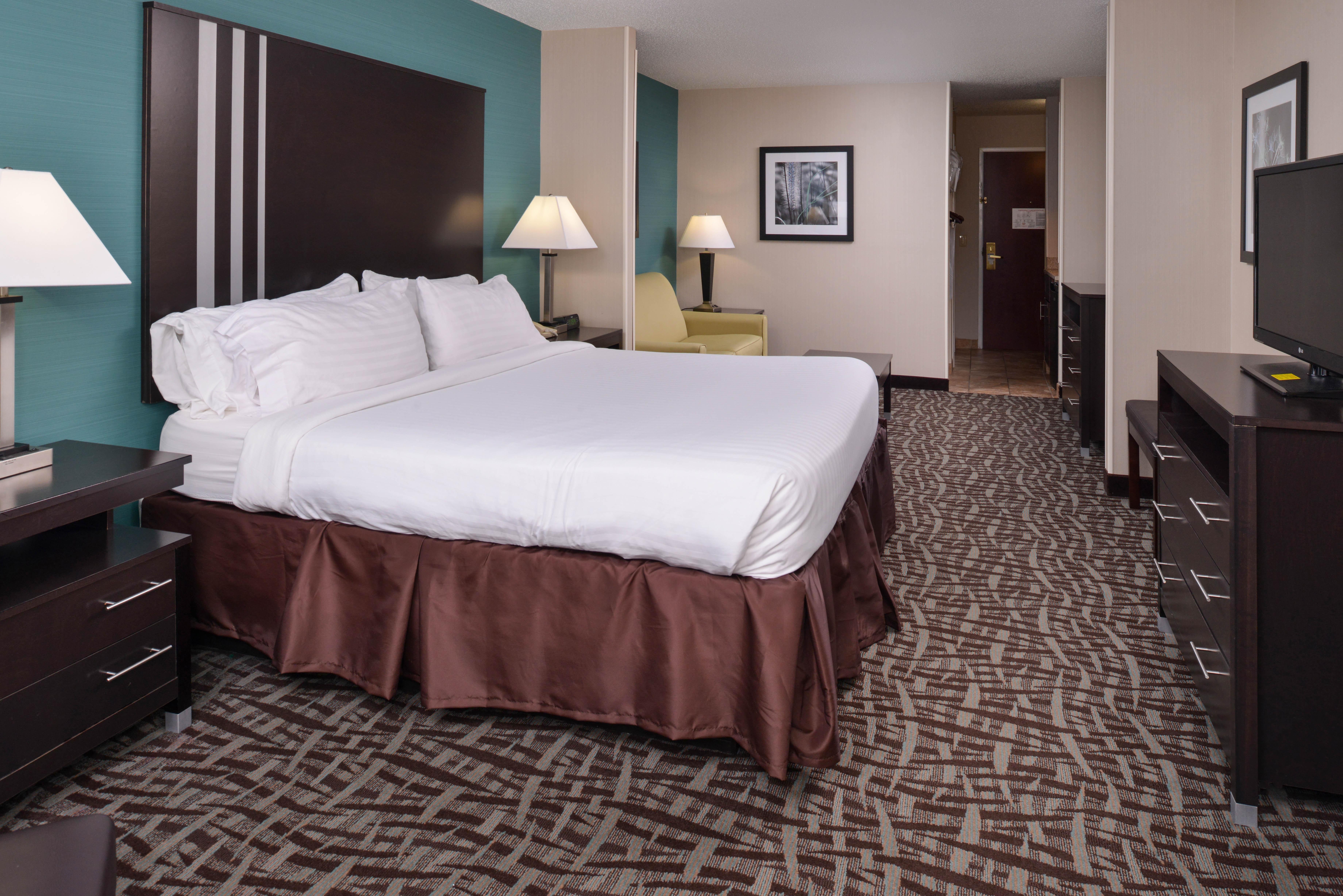 Holiday Inn Express Hotel & Suites Youngstown - North Lima/Boardman By Ihg Exterior photo