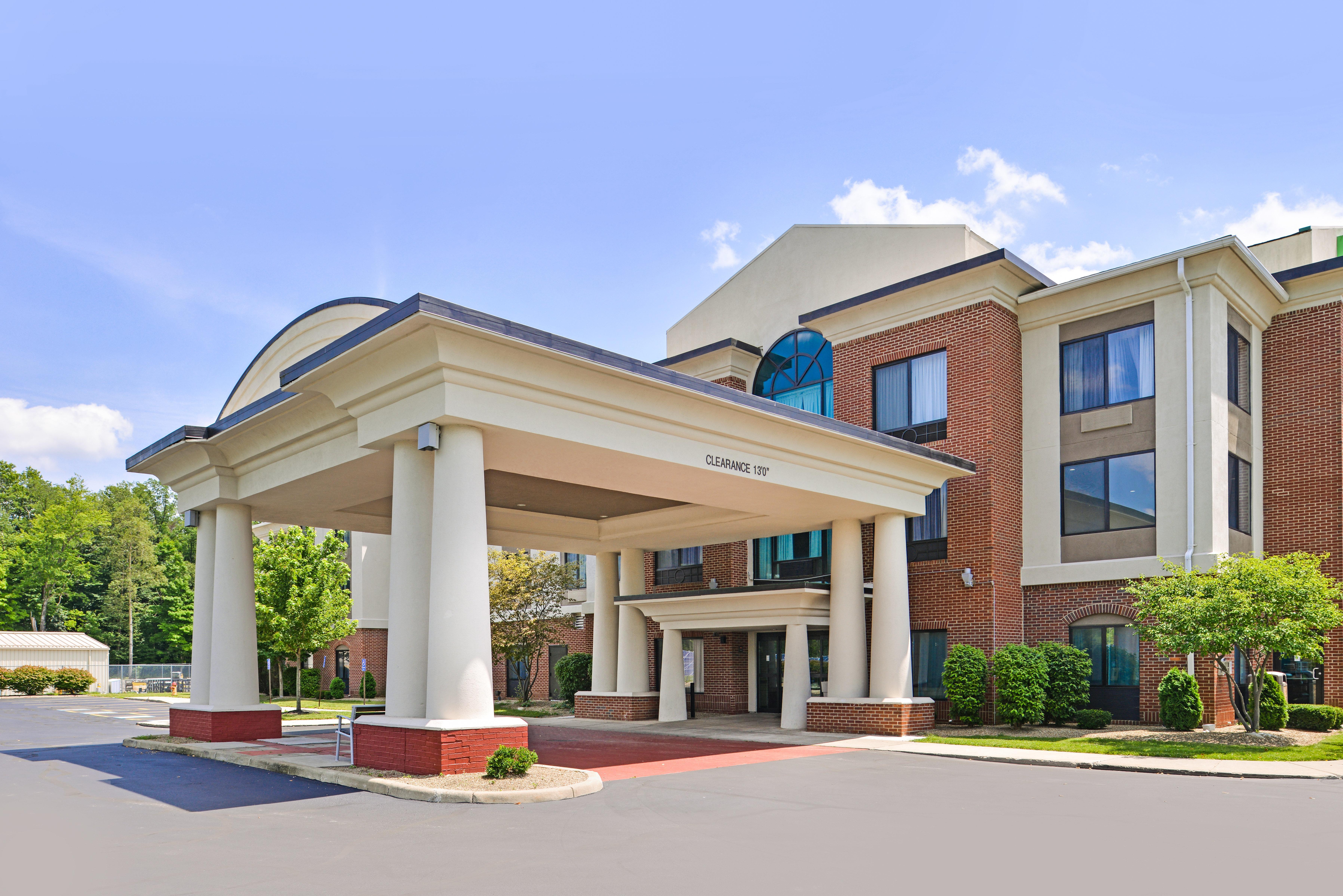 Holiday Inn Express Hotel & Suites Youngstown - North Lima/Boardman By Ihg Exterior photo