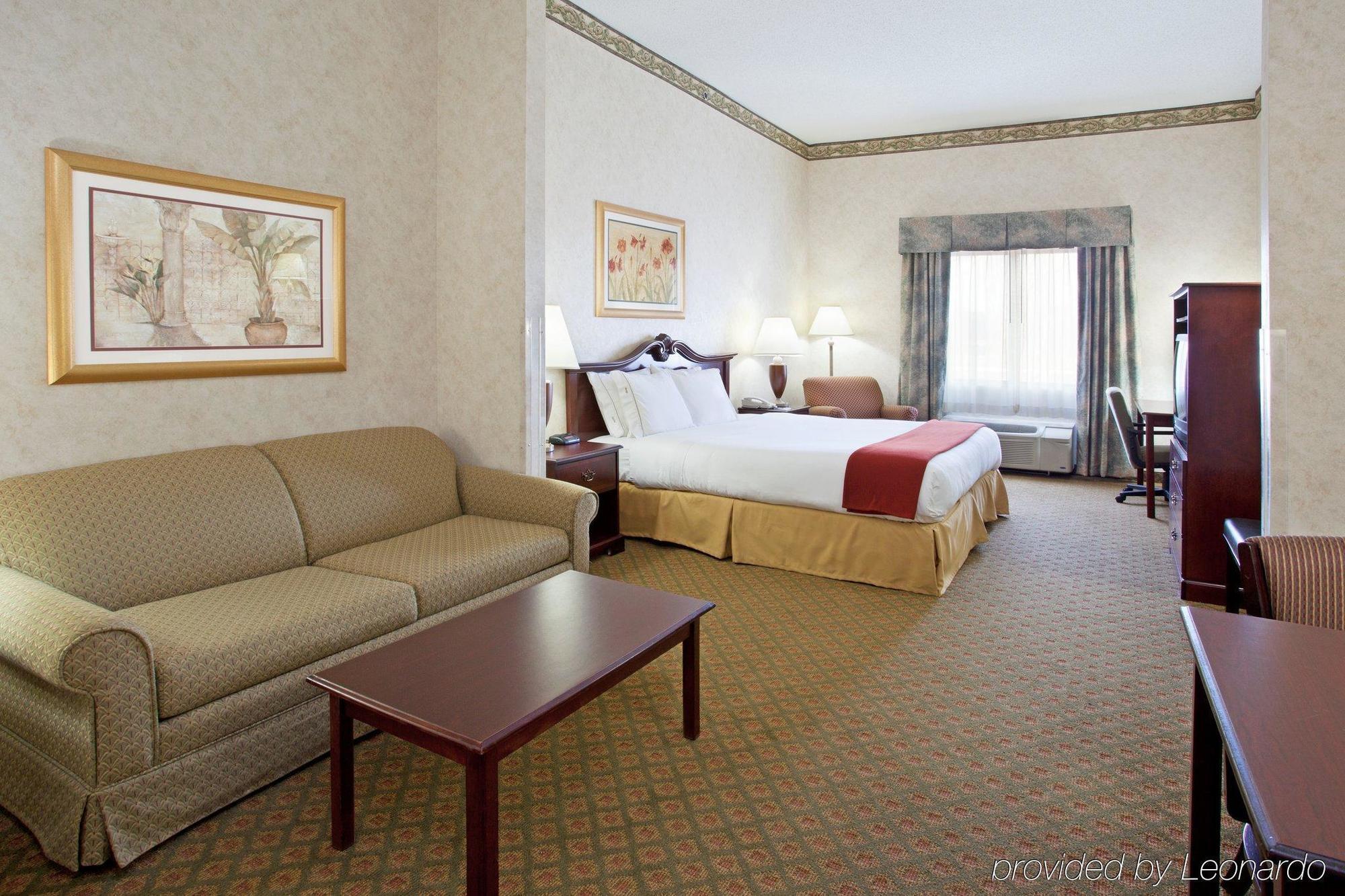 Holiday Inn Express Hotel & Suites Youngstown - North Lima/Boardman By Ihg Room photo