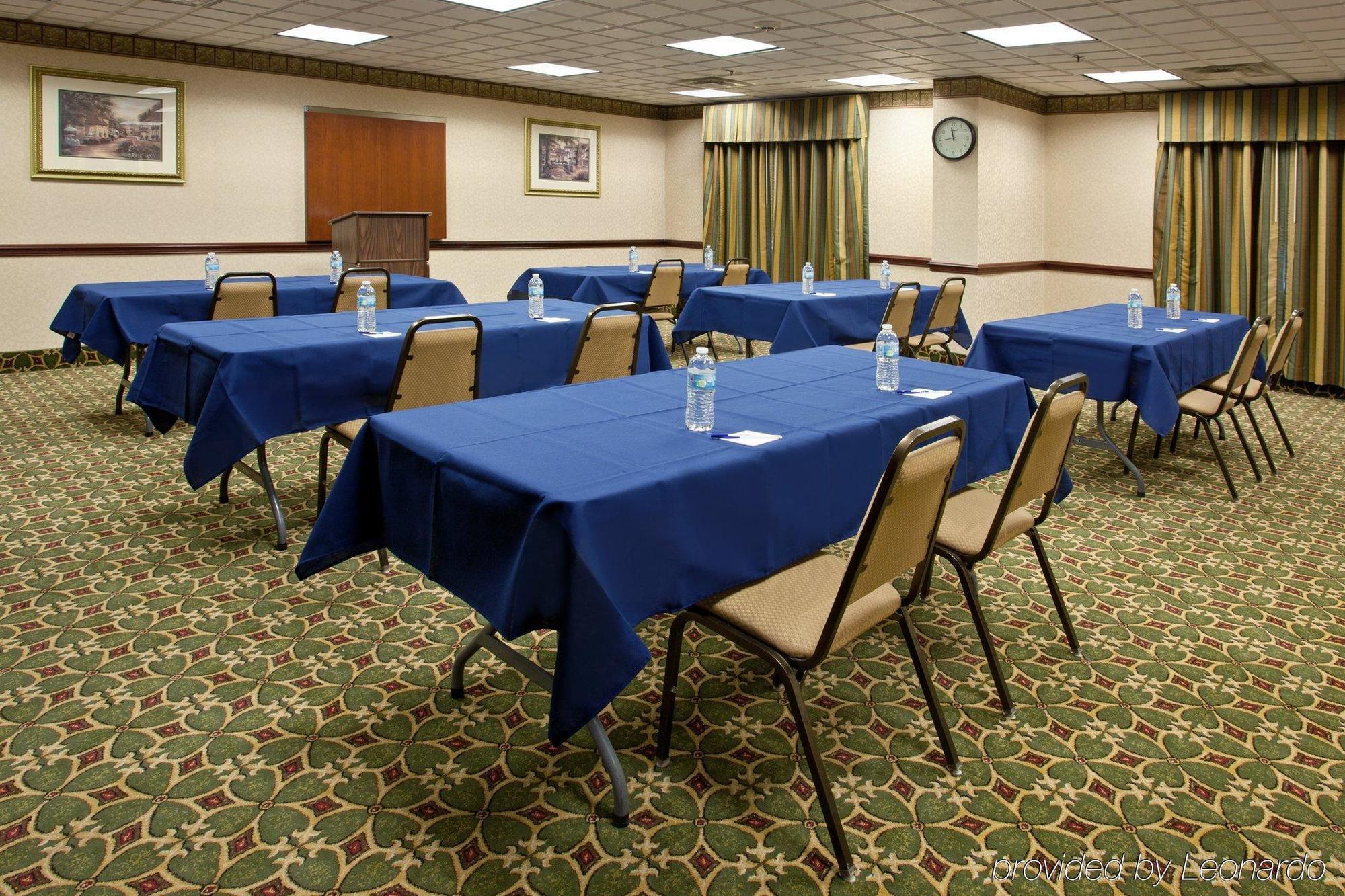 Holiday Inn Express Hotel & Suites Youngstown - North Lima/Boardman By Ihg Facilities photo