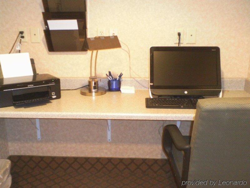 Holiday Inn Express Hotel & Suites Youngstown - North Lima/Boardman By Ihg Facilities photo