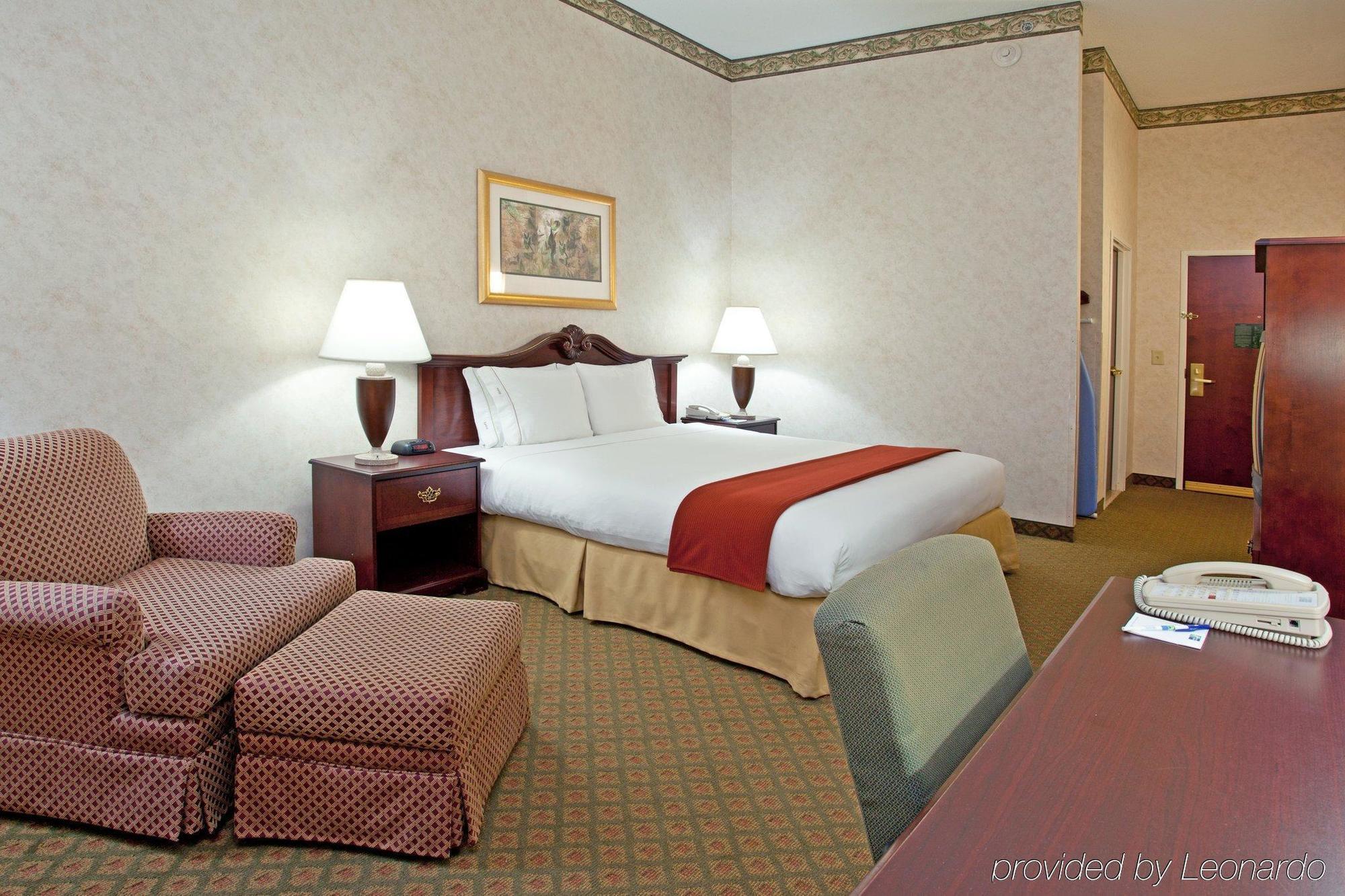 Holiday Inn Express Hotel & Suites Youngstown - North Lima/Boardman By Ihg Room photo