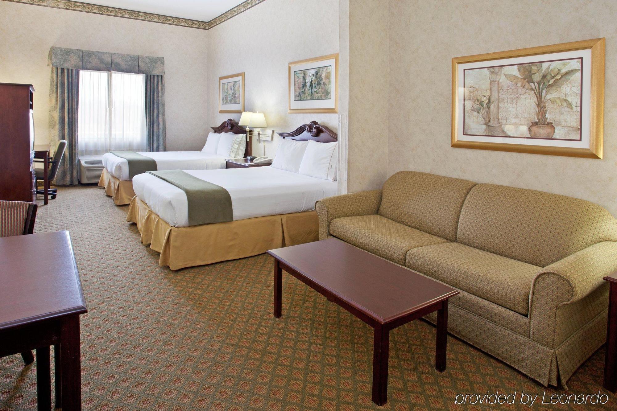 Holiday Inn Express Hotel & Suites Youngstown - North Lima/Boardman By Ihg Room photo